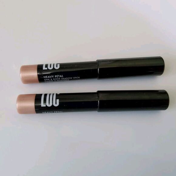 Lot Of 2-LOC One & Done Shadow Stick Heavy Petal .05oz/1.35g - Picture 1 of 2